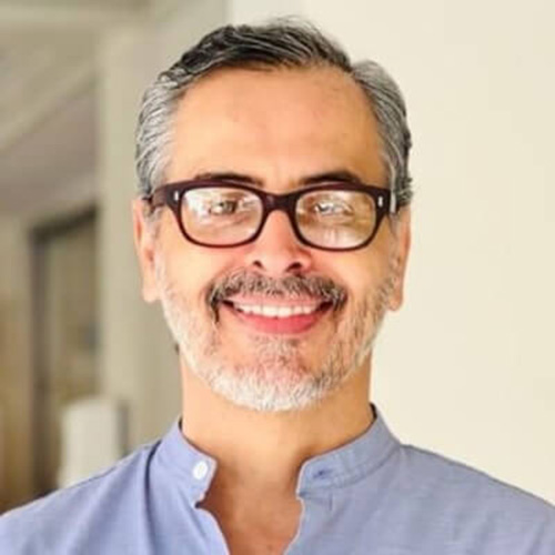 dutonne-chong Mauricio Conejo
