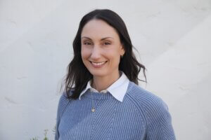 Profile Image of Larissa Dooley