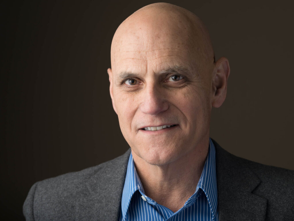 Head-shot-Steve-Hayes-color-close-semi-serious-February-2016.jpg